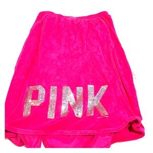 PINK by VS tower wrap